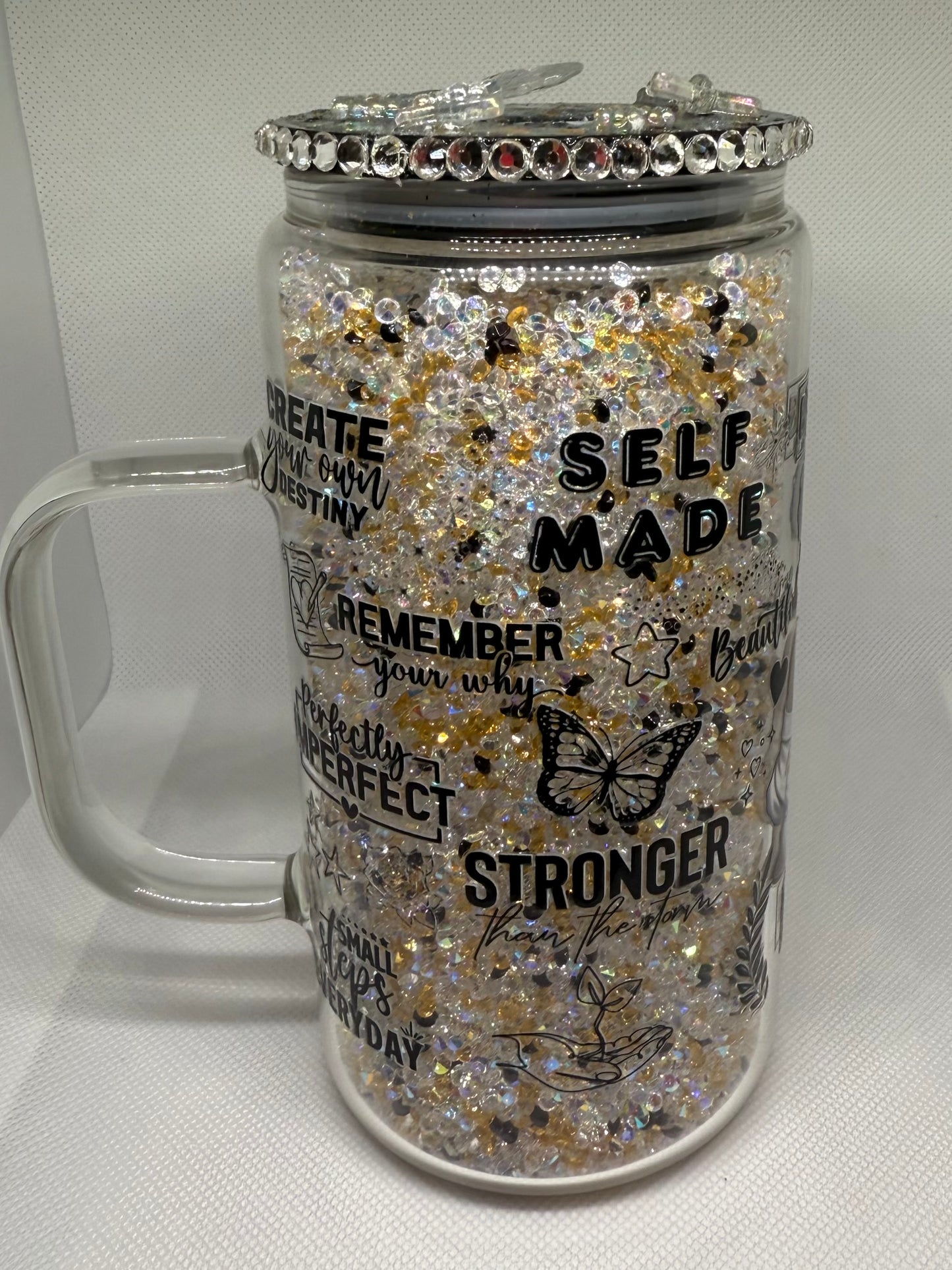 Make yourself a Priority 16 oz glass snow globe with handle