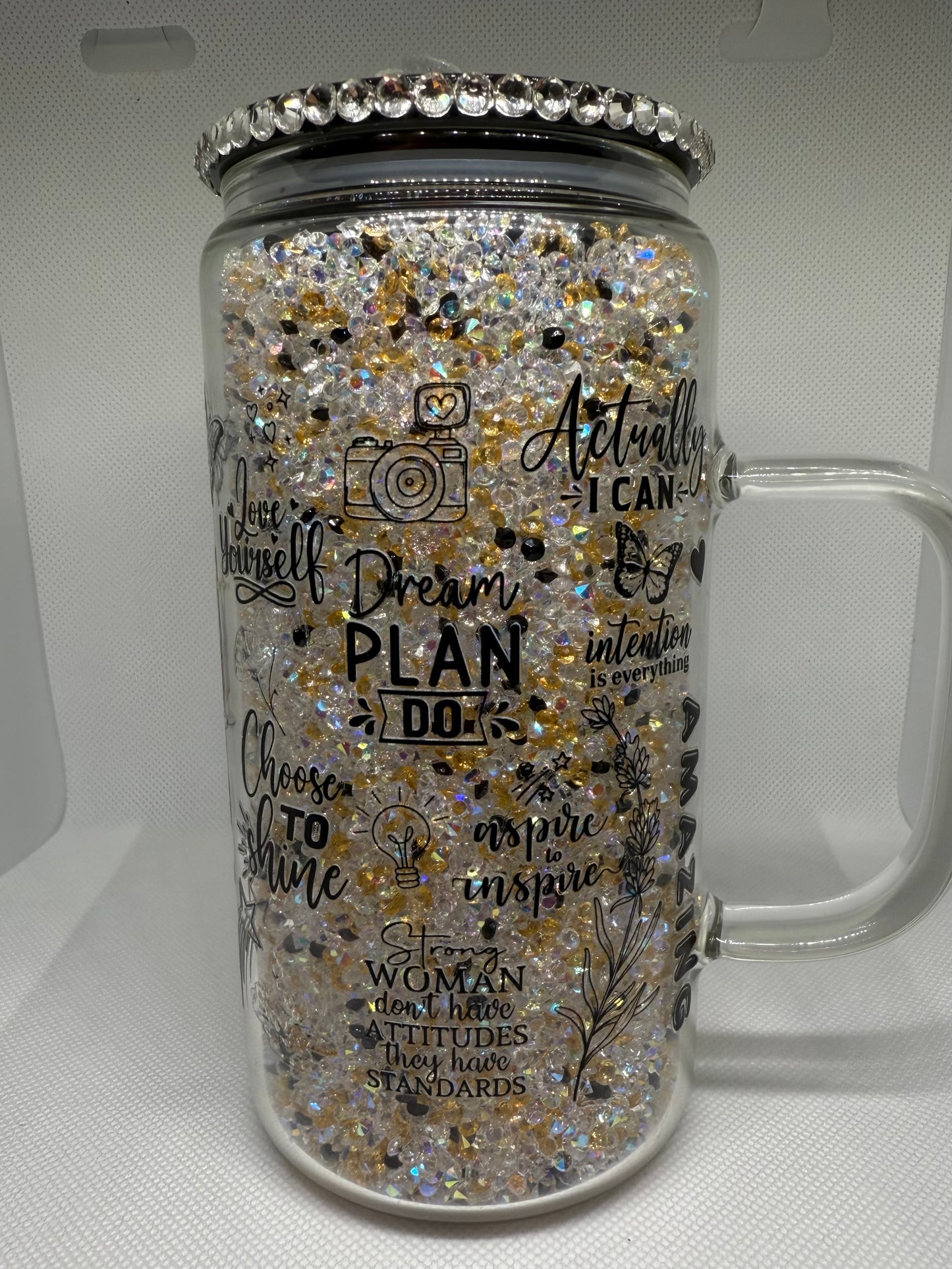 Make yourself a Priority 16 oz glass snow globe with handle